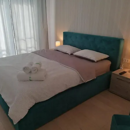 Shtern Estate Apartament Брашов